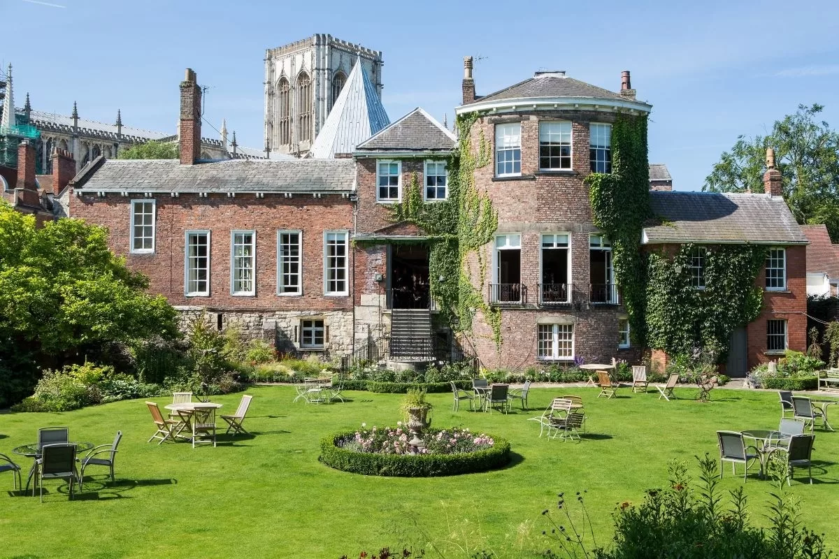 12-daagse exclusieve rondreis Yorkshire