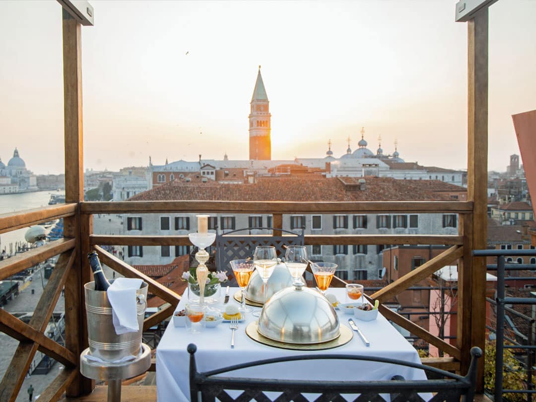 Diner op Terras van Londra Palace Hotel