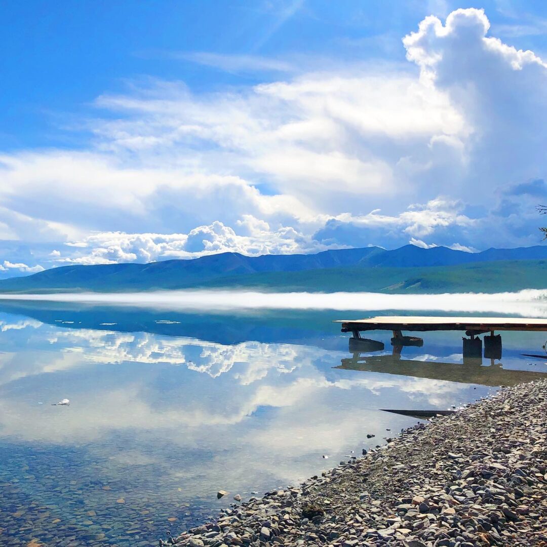 Kristalhelder meer in Mongolië